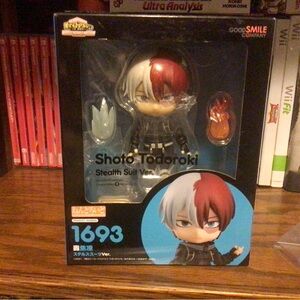 Shoto Todoroki Stealth Suit nendoroid